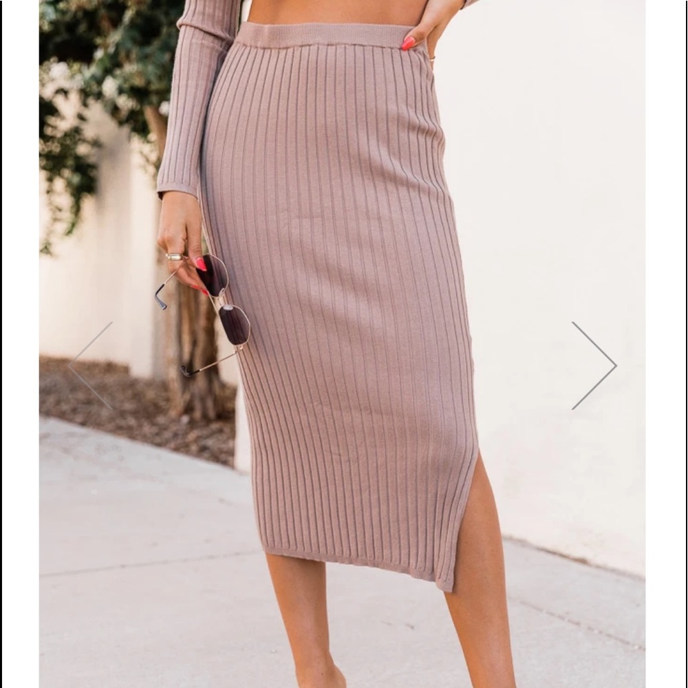 Pink Lily High Waisted Ribbed skirt with slit